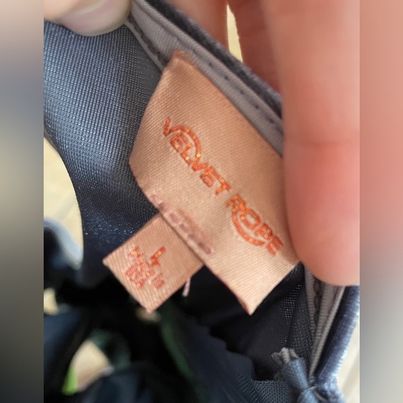 Velvet Rope Cutout Midi Dress - Picture 4 of 4